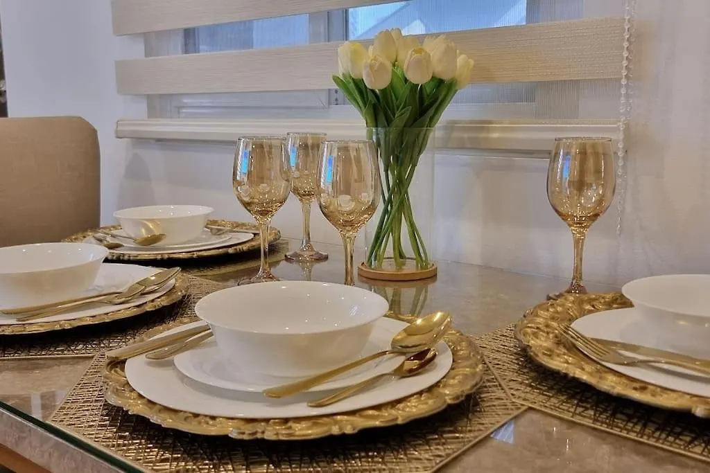 Cozynest - Modern 1 Bedroom Gem Luxury Smart Unit 앙헬레스 0*,  필리핀
