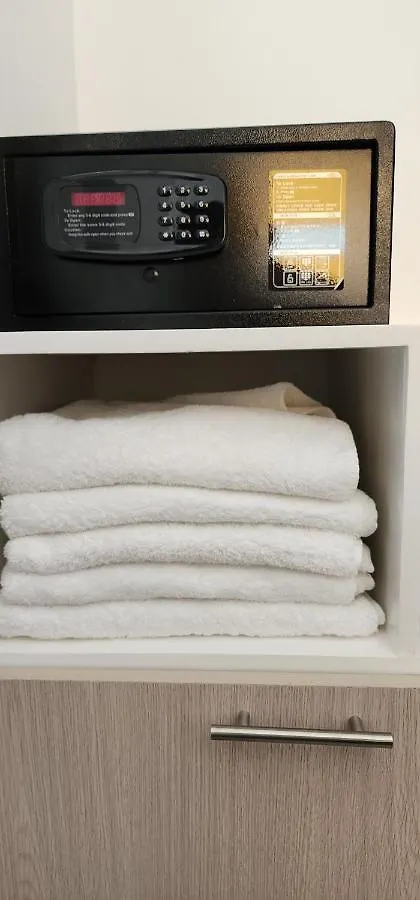 아파트 Cozynest - Modern 1 Bedroom Gem Luxury Smart Unit 앙헬레스 필리핀